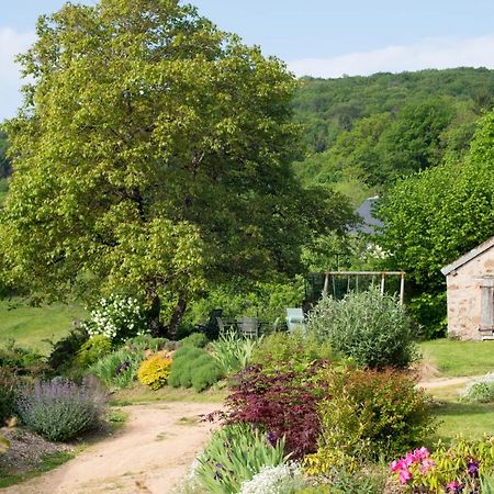 Maison de vacances Les Mésanges, à Ménessaire Exterior foto