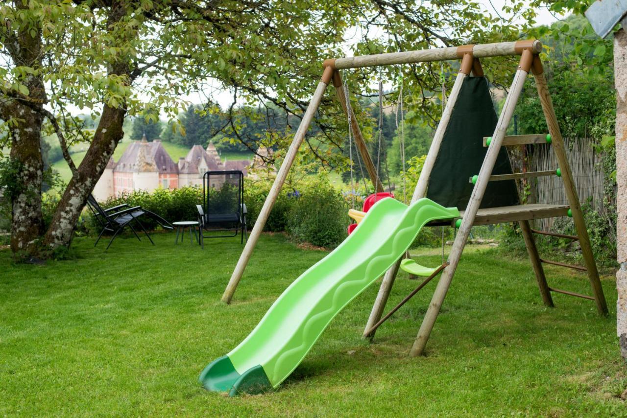 Maison de vacances Les Mésanges, à Ménessaire Exterior foto